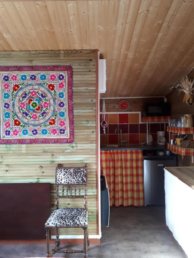 Le Cruzoul Bed and Breakfast Saint-Daunes Εξωτερικό φωτογραφία
